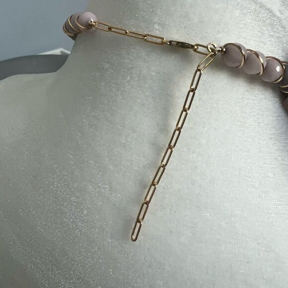 High quality beaded collar necklace with gold tone coil - Picture 7 of 7